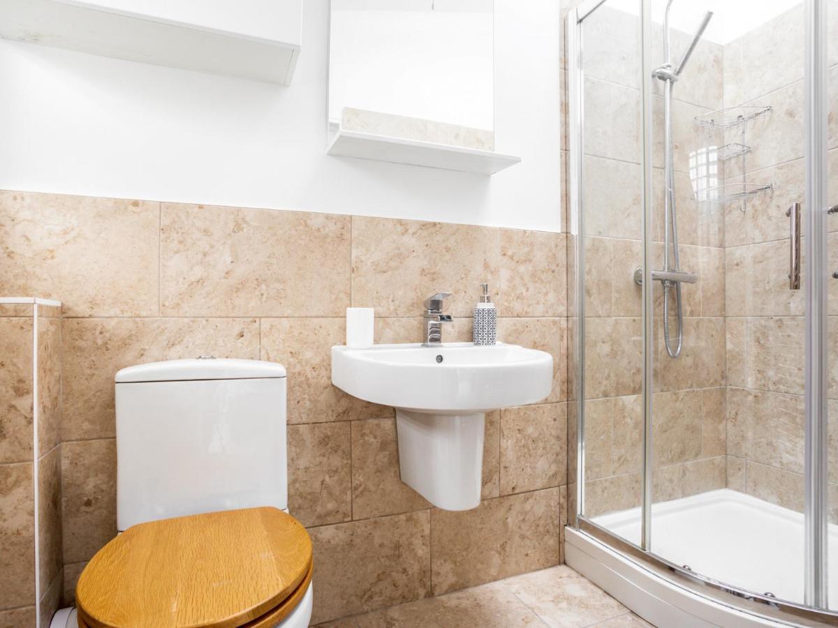 Outstanding 6 Sleeper - Great Location - Legoland Villa Windsor Bagian luar foto